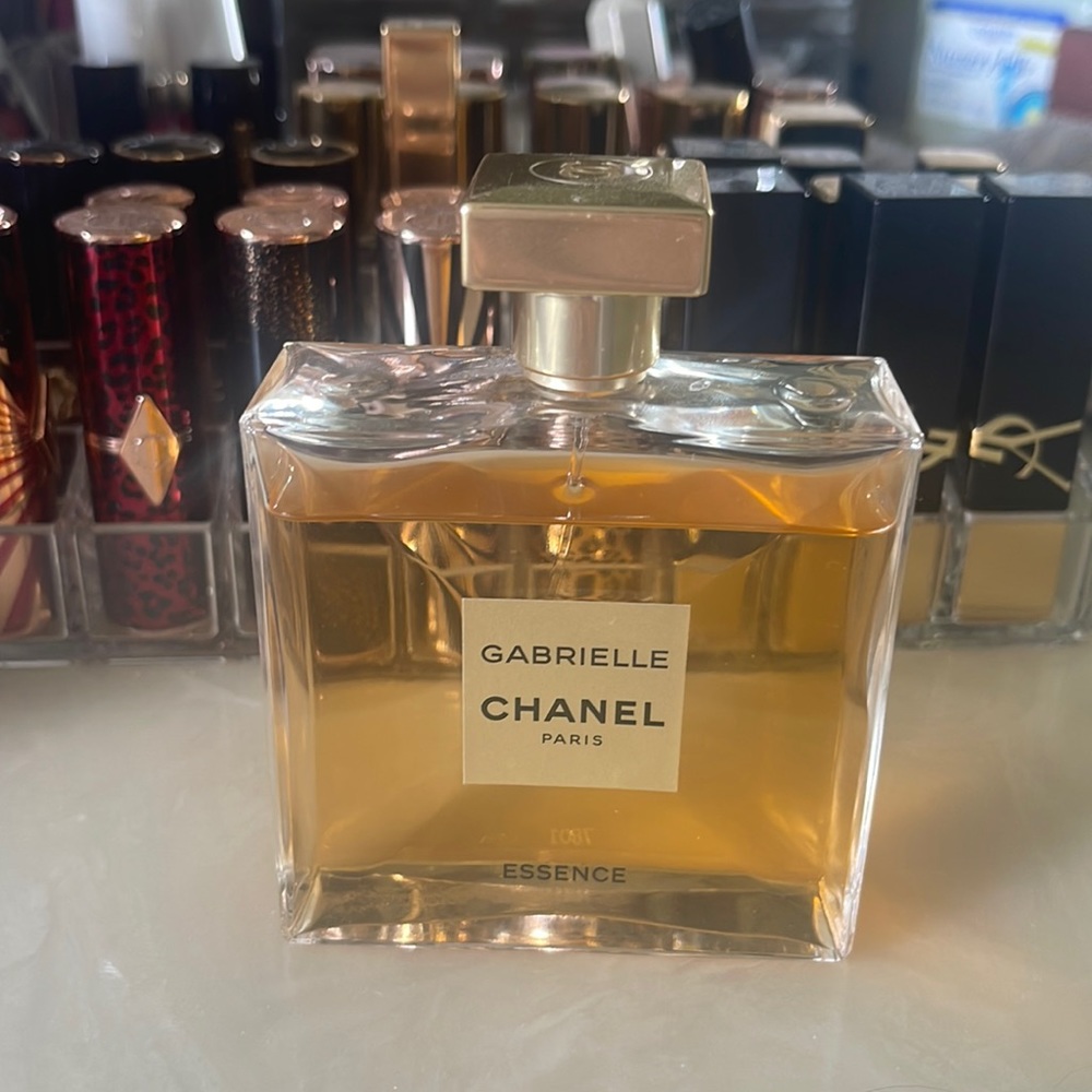 Gabrielle CHANEL Eau De Parfum 3.4 oz bottle * no box* * * Original *